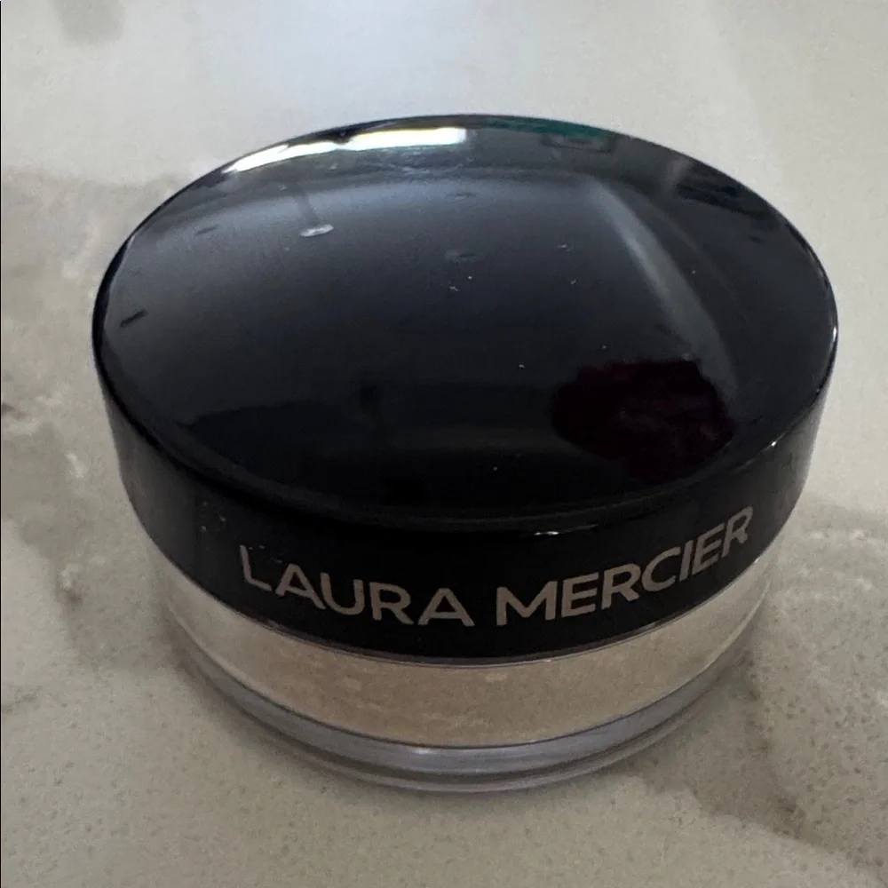 🌸5/$25🌸 Laura Mercier loose setting powder in translucent